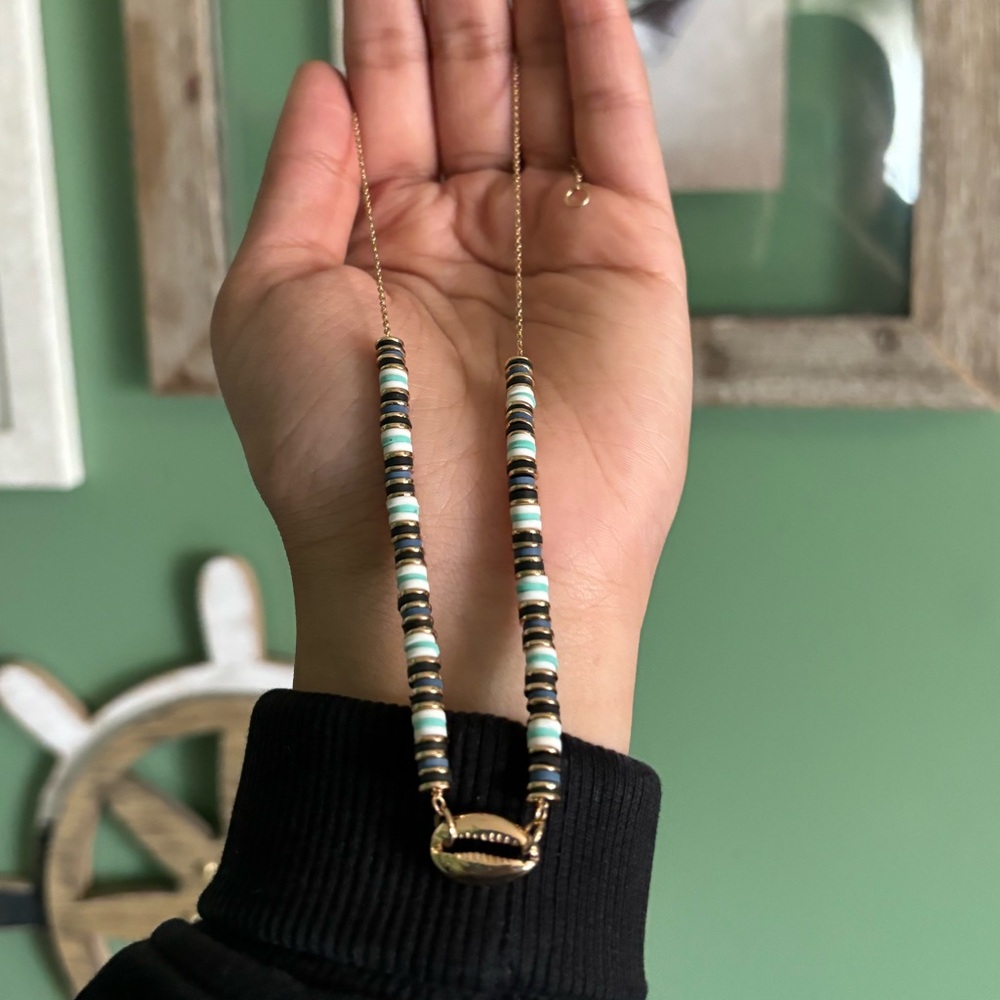 Beaded necklace